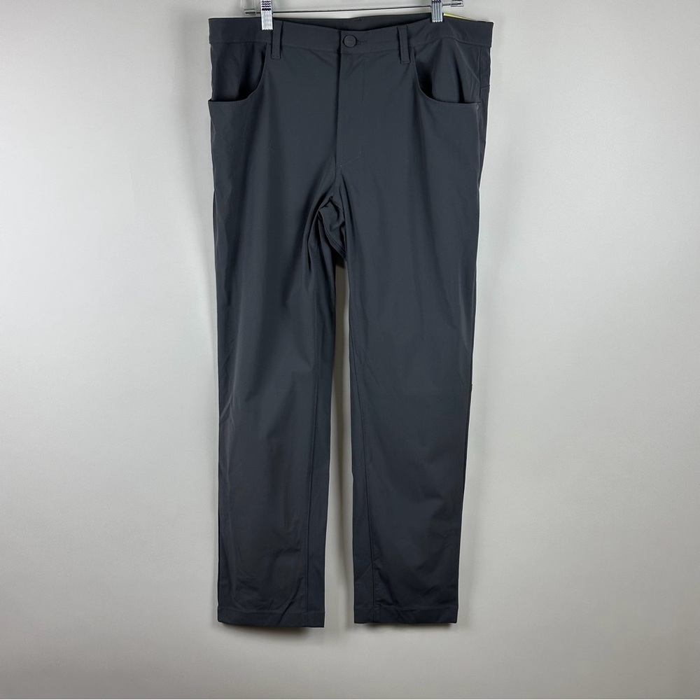 All In Motion Men's 360 Lifestyle Relaxed Fit Pants